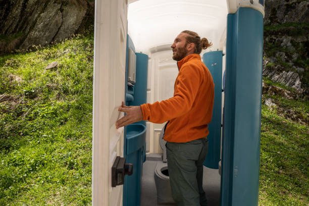 Affordable portable toilet rental in Lillian, AL